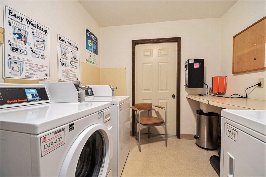 More Photos Of 406 S Church St, Lincoln Apartments For Sale