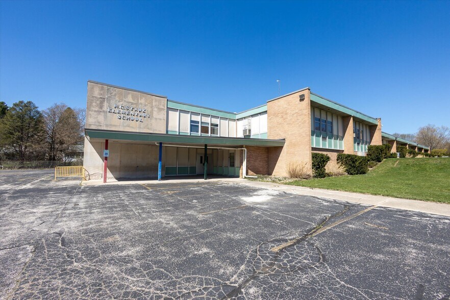 More Photos Of 502 Claremont St, Buchanan Schools For Sale