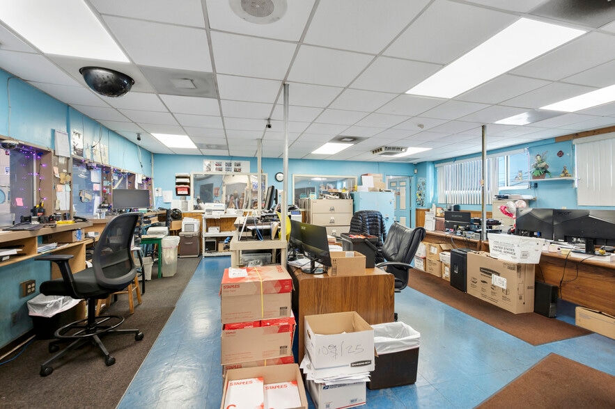 More Photos Of 1905 Brentwood Rd NE, Washington Warehouse For Lease