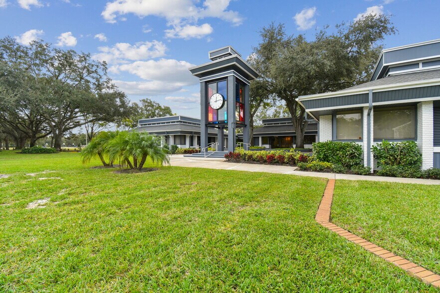 More Photos Of 3910 Northdale Blvd, Tampa Medical For Sale