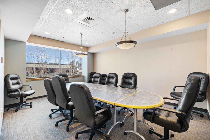 More Photos Of 205 Sage Rd, Chapel Hill Medical For Lease