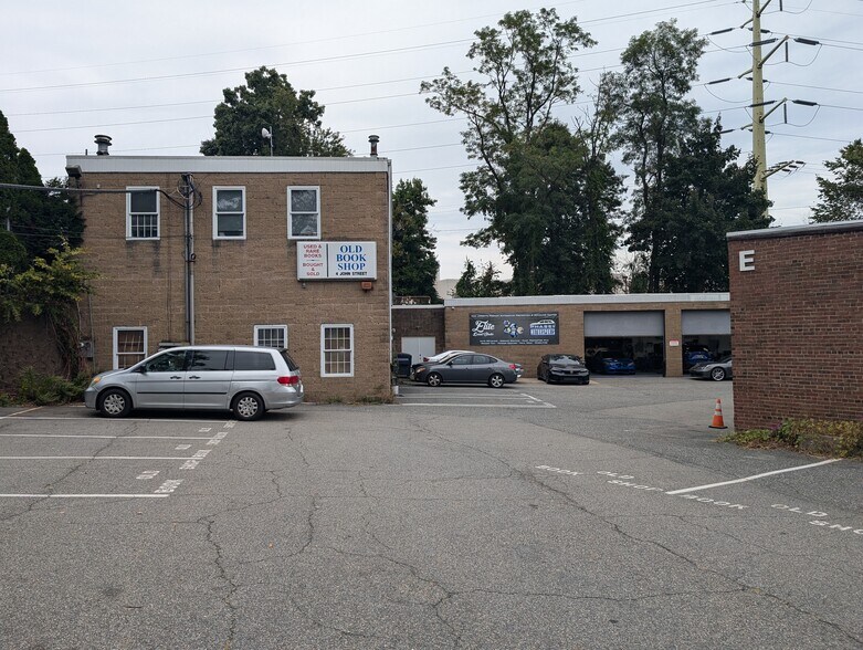 More Photos Of 4 John St, Morristown Office For Sale