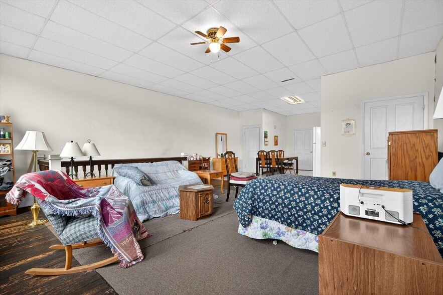 More Photos Of 210 E 5th Ave, Tarentum Office For Sale