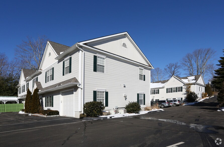 More Photos Of 2488 Boston Post Rd, Guilford Apartments For Sale