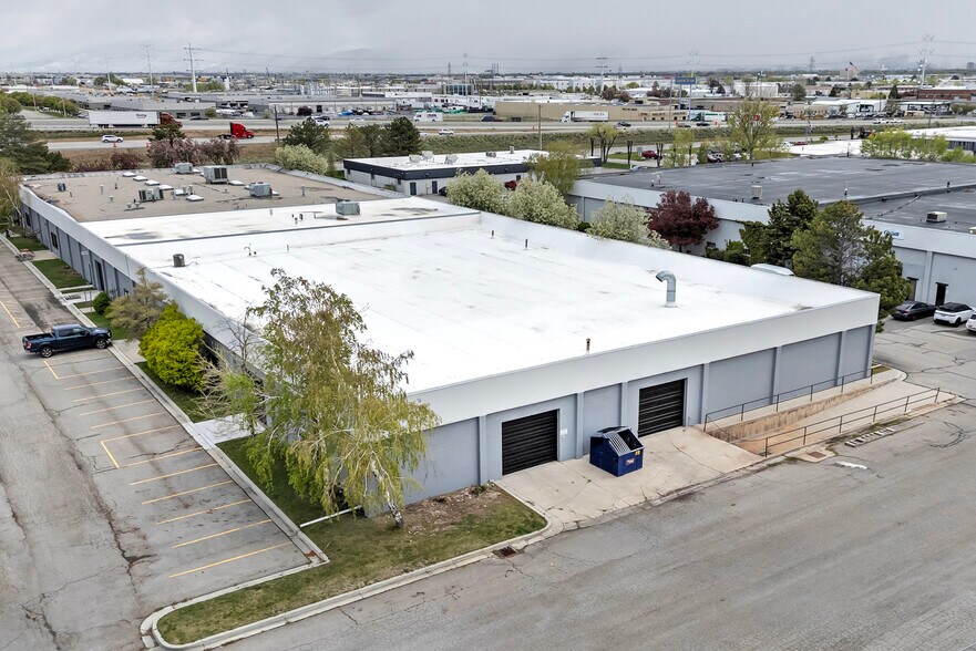 More Photos Of 3101 W 2100 S, Salt Lake City Flex For Lease
