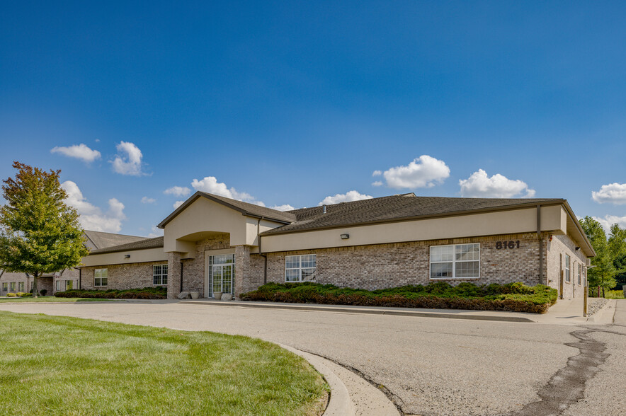 Primary Photo Of 8161 Executive Ct, Lansing Medical For Lease