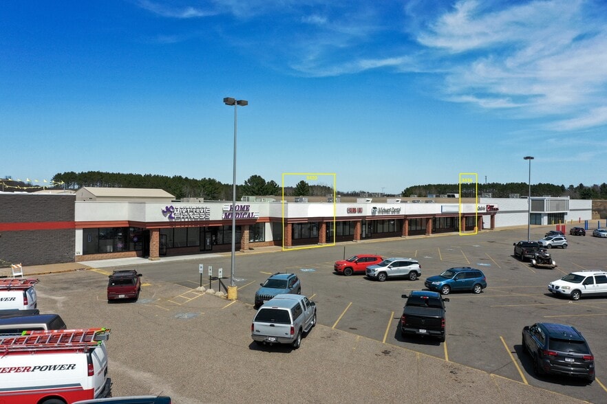 Primary Photo Of 3416-3438 E Main St, Merrill Storefront For Lease
