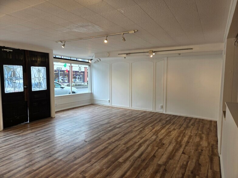 More Photos Of 604 S 1st St, La Conner Freestanding For Lease