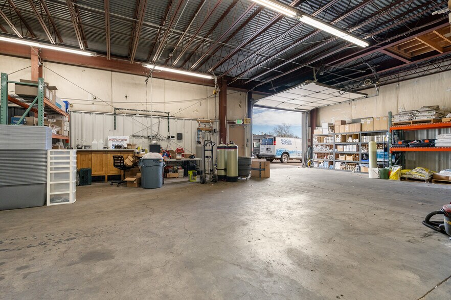 More Photos Of 607 N Gilbert St, Castle Rock Industrial For Sale