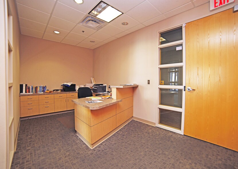 More Photos Of 100 Gold Ave SW, Albuquerque Apartments For Sale