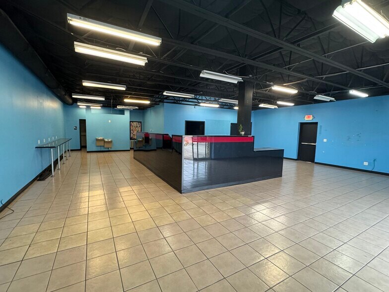 More Photos Of 604 N Bell Blvd, Cedar Park Freestanding For Lease