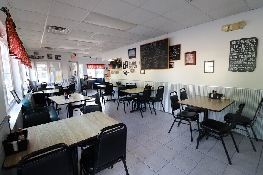 More Photos Of 111 W Michigan Ave, Augusta Storefront Retail Residential For Sale