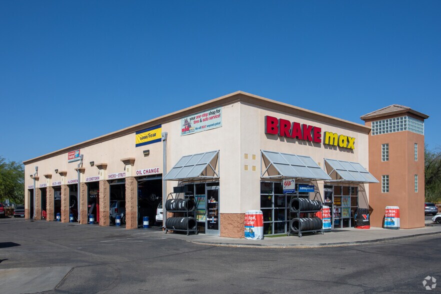 Primary Photo Of 6055 Jenna Nicole Ln, Tucson Auto Repair For Sale