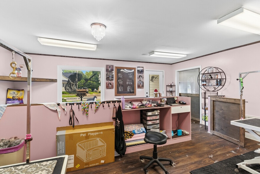 More Photos Of 325 N Cedar St, Imlay City Medical For Sale