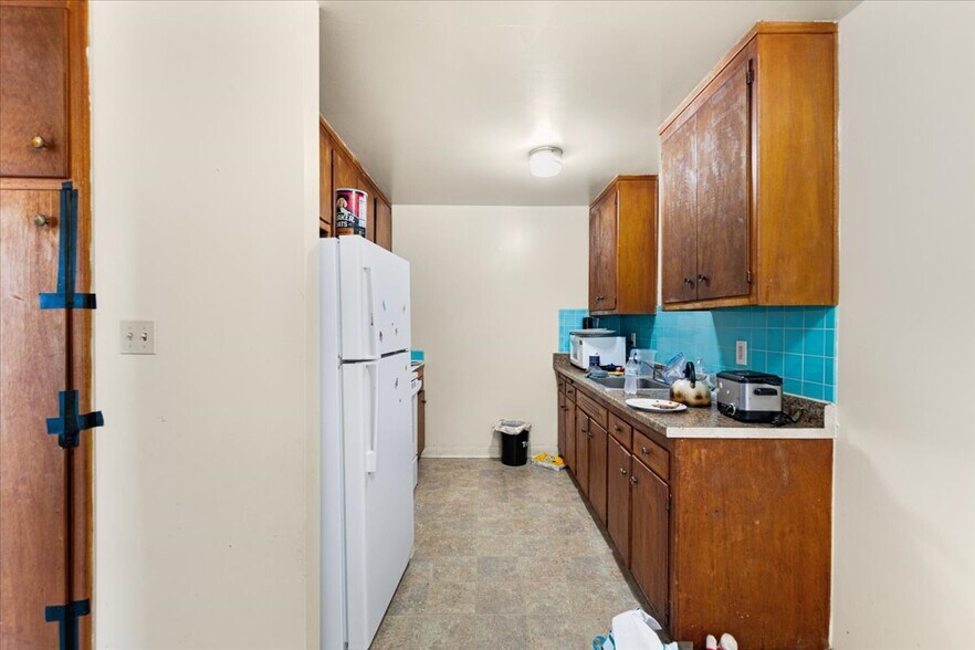 More Photos Of 236 Haas Ave, San Leandro Apartments For Sale