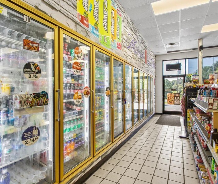 More Photos Of 6320 Jordan Rd, Ramseur Service Station For Sale