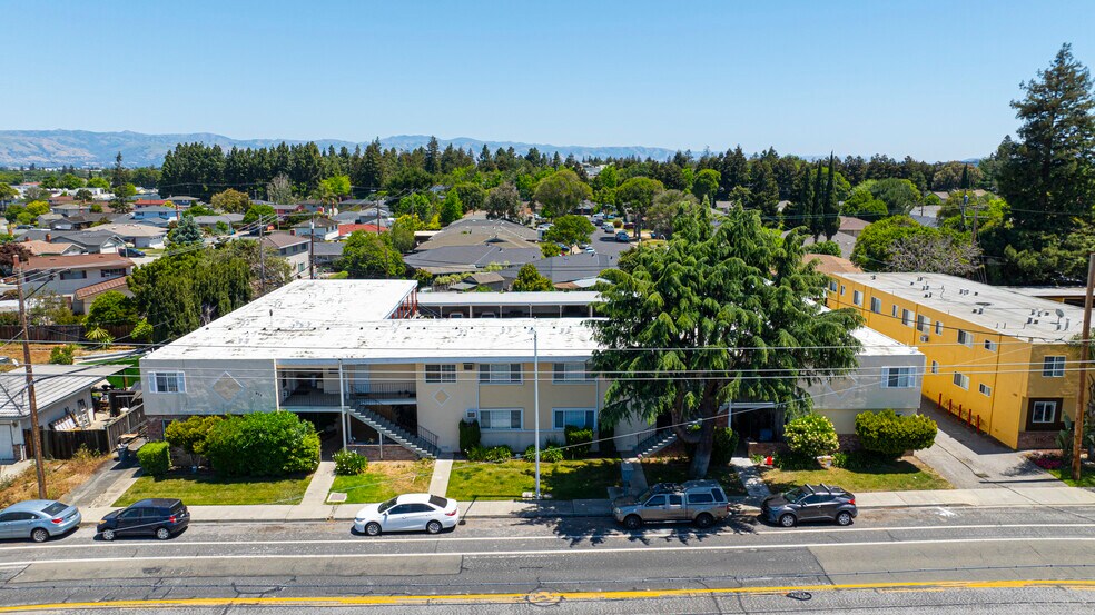 More Photos Of 935 Pomeroy Ave, Santa Clara Apartments For Sale