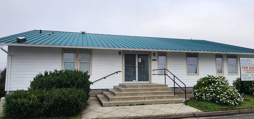 Primary Photo Of 3981 W 12th Ave, Eugene Office For Sale