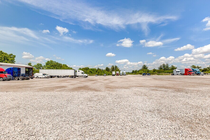 More Photos Of 440 W Pontoon Rd, Granite City Land For Sale