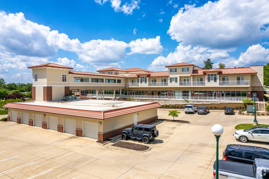 More Photos Of 6500 University Ave, Windsor Heights Apartments For Lease