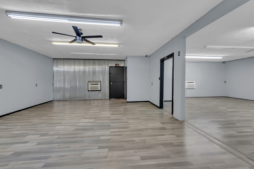 More Photos Of 4600 NE 28th St, Haltom City Storefront Retail Office For Sale