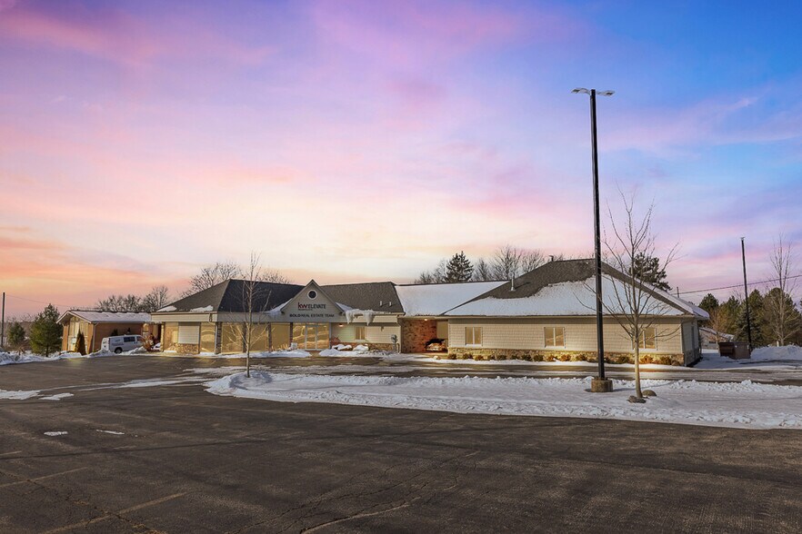 Primary Photo Of 544 Pearl Rd, Brunswick Freestanding For Sale