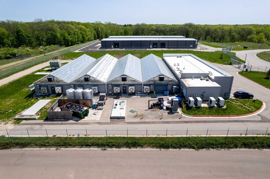 More Photos Of 10310 Harvest Park, Dimondale Warehouse For Lease