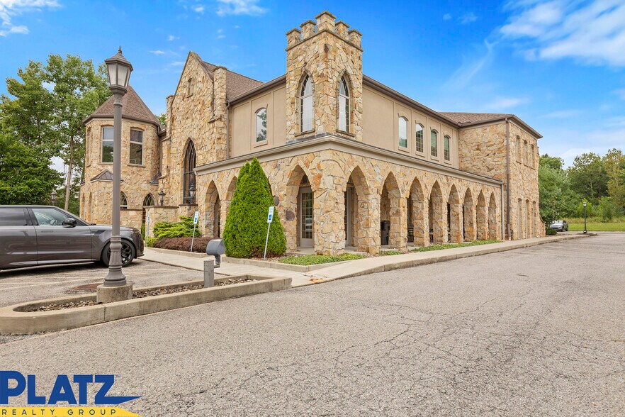 More Photos Of 1170 E Western Reserve Rd, Youngstown Office For Sale