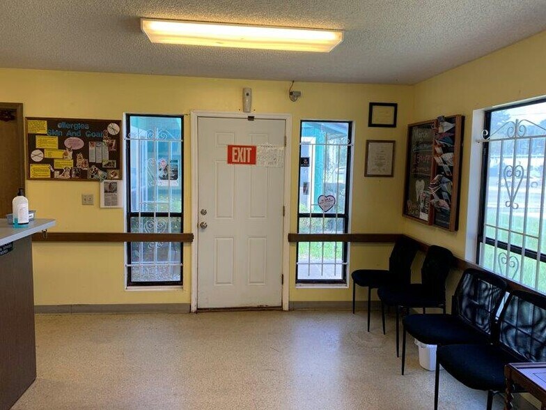 More Photos Of 10569 Lem Turner Rd, Jacksonville Medical For Sale