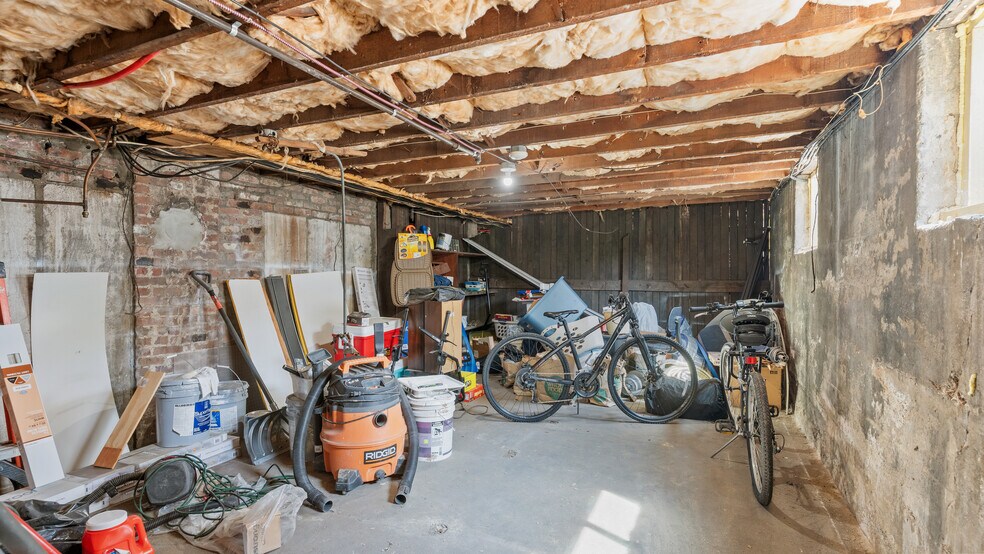 More Photos Of 393 Waterman Ave, East Providence Apartments For Sale