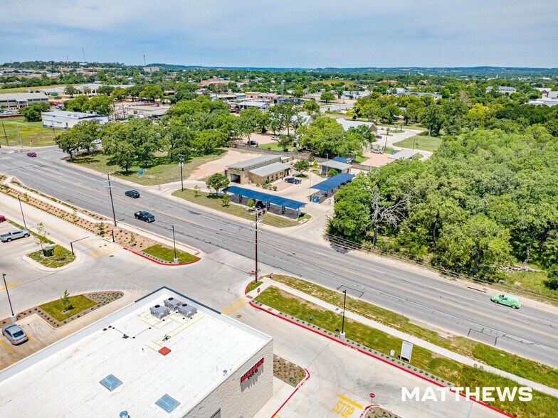 More Photos Of 516 Friendship Ln, Fredericksburg Carwash For Sale