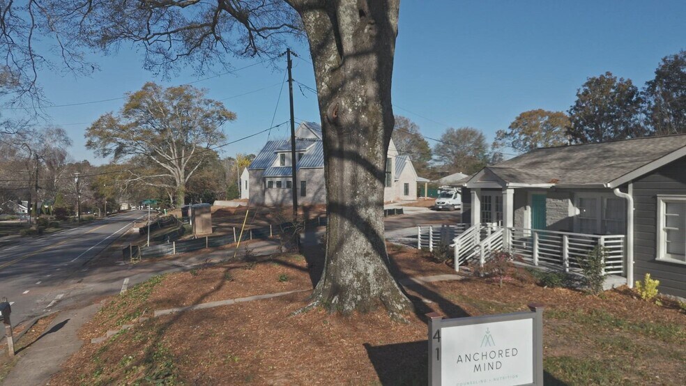 Primary Photo Of 41 Woodstock Rd, Roswell Office For Lease