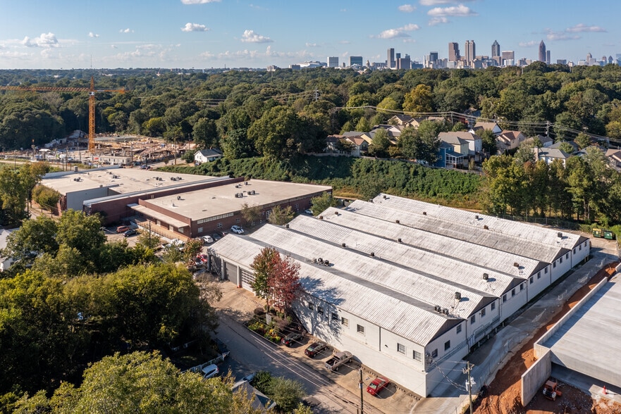 More Photos Of 650 Hamilton Ave SE, Atlanta Unknown For Lease
