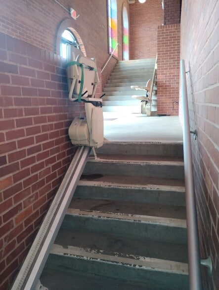 More Photos Of 906 Elm St, Coffeyville Religious Facility For Sale