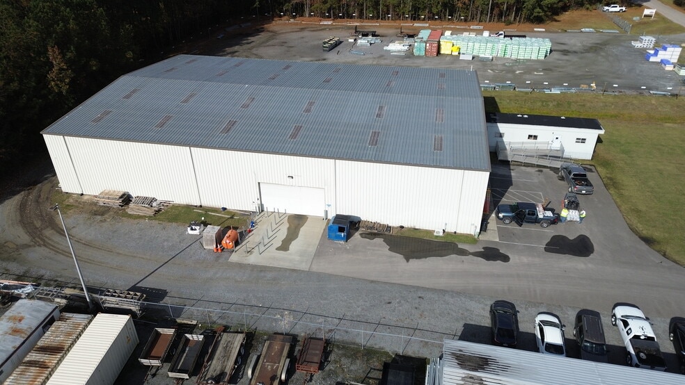More Photos Of 1037 Taylors Creek Dr, Greenville Warehouse For Lease