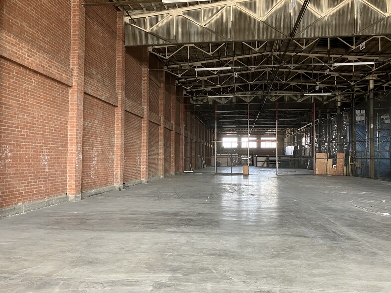 Primary Photo Of 1238-1240 Palmetto St, Los Angeles Warehouse For Lease