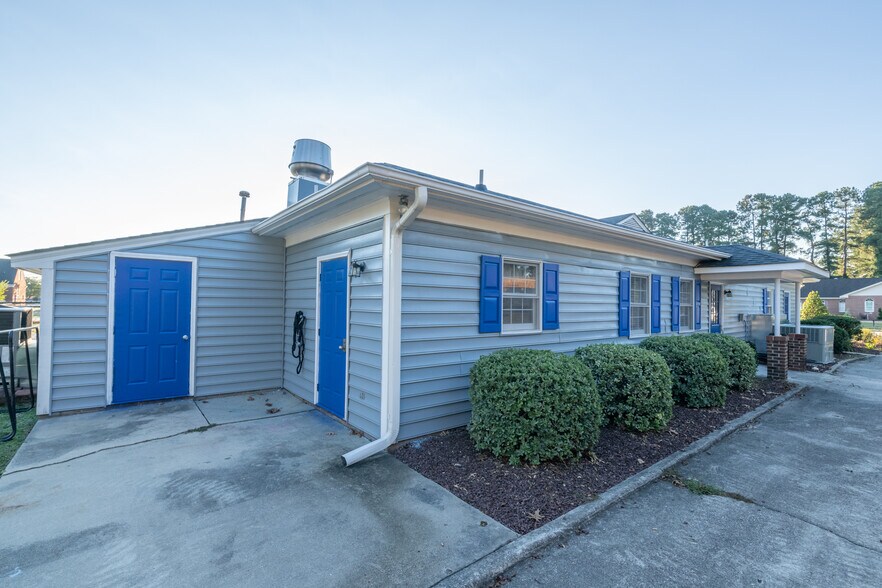 More Photos Of 2302 Cedar Run Pl NW, Wilson Daycare Center For Sale