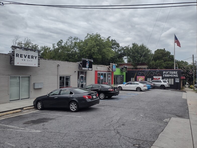 More Photos Of 728 Monroe Dr NE, Atlanta Storefront Retail Office For Lease