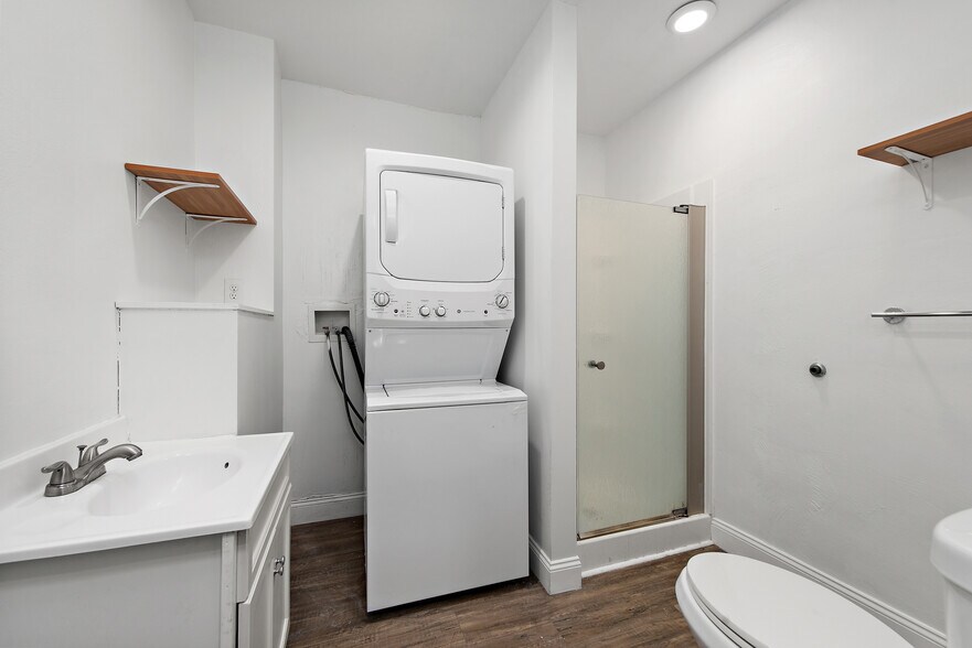 More Photos Of 1000 Madison Ave, Pittsburgh Religious Facility For Sale