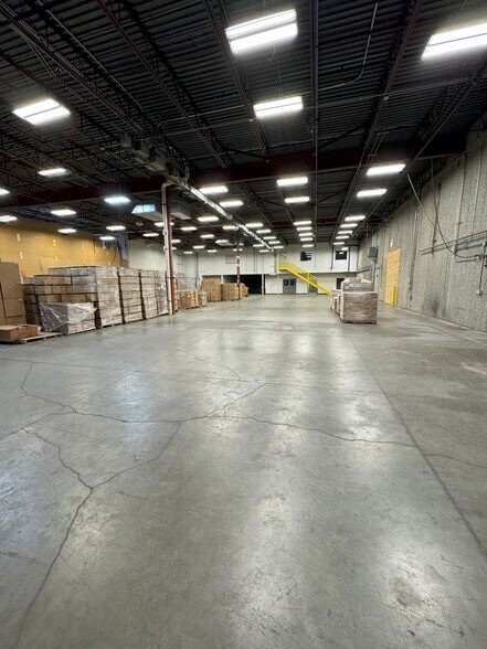 More Photos Of 5600 Pioneer Creek Dr, Maple Plain Distribution For Sale