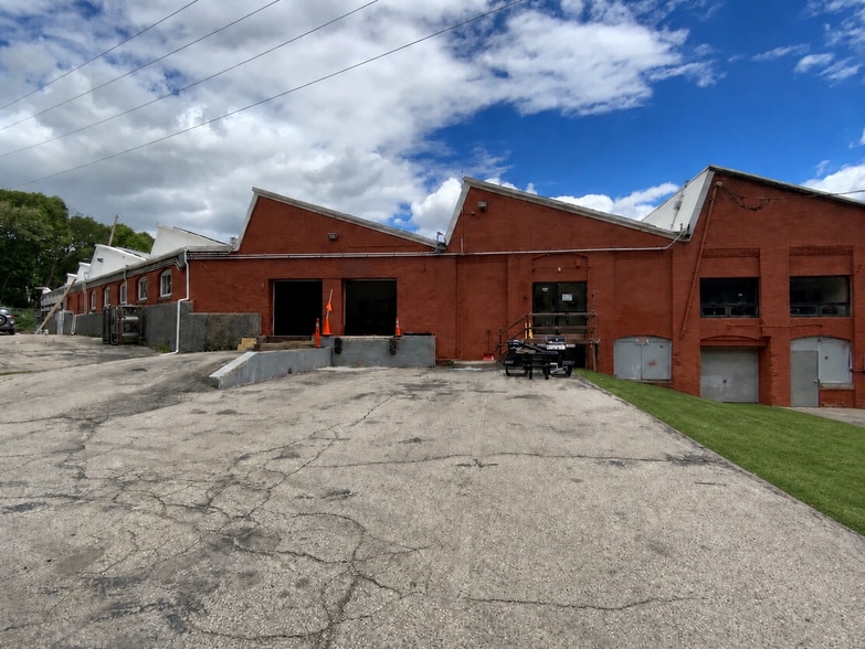 Primary Photo Of 129 Brookside Ave, West Warwick Manufacturing For Lease