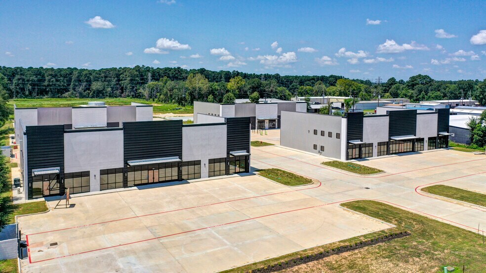 More Photos Of 9711 FM 2920 Rd, Tomball Unknown For Lease