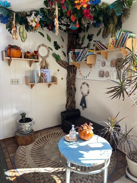 More Photos Of 3171 Mecartney Rd, Alameda Daycare Center For Sale