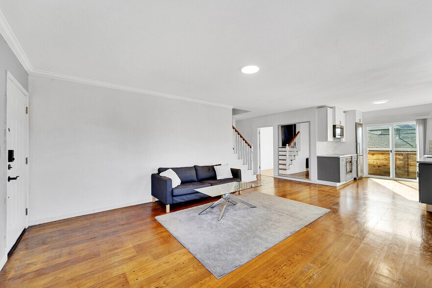 More Photos Of 5030 Barrett Ave, Richmond Apartments For Sale