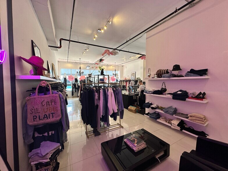 More Photos Of 1708 Alton Rd, Miami Beach Storefront For Lease