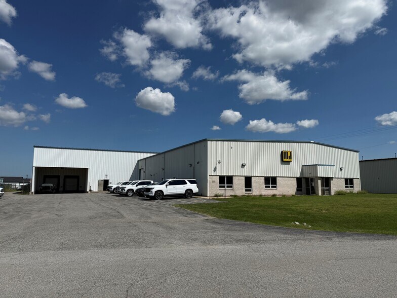 Primary Photo Of 1190 Erie Ct, Crown Point Manufacturing For Sale
