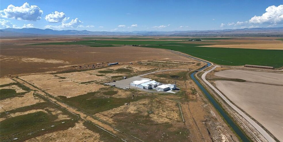 More Photos Of 3512 E Bench Rd, Dillon Manufacturing For Sale