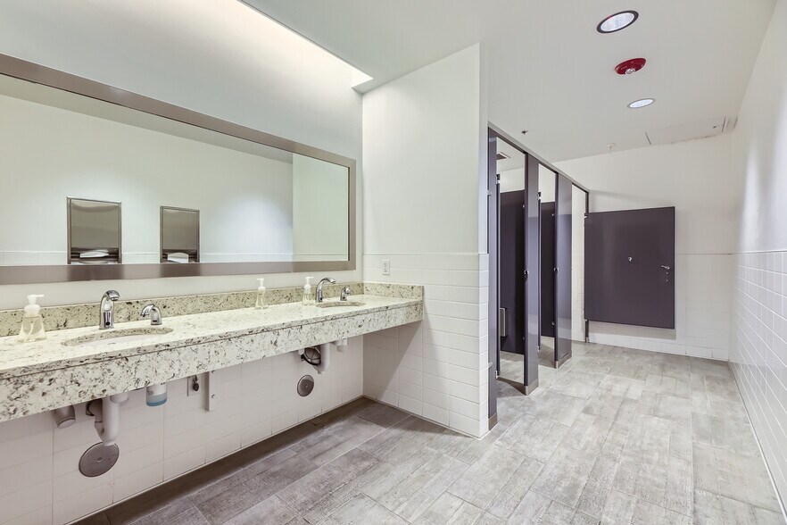 More Photos Of 414 14th St, Denver Office For Lease