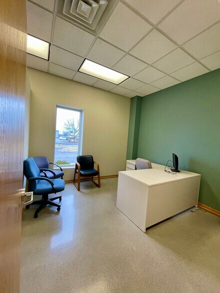 More Photos Of 4510-4520 Progress Dr, Columbus Warehouse For Lease