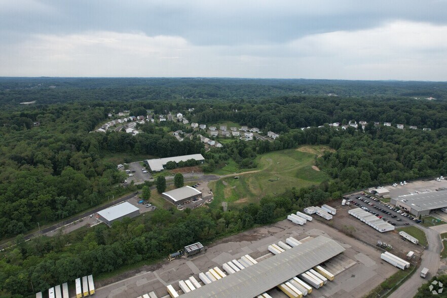 More Photos Of 1100 Executive Dr, Gibsonia Land For Lease